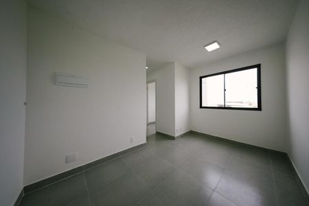 Apartamento para alugar com 38m², 2 quartos e sem vaga Apartamento para alugar com 38m², 2 quartos e sem vagaSala