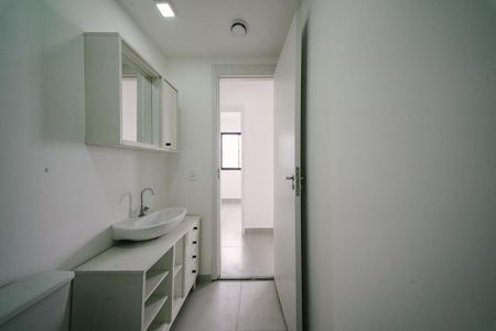 Apartamento para alugar com 38m², 2 quartos e sem vaga Apartamento para alugar com 38m², 2 quartos e sem vagaBanheiro