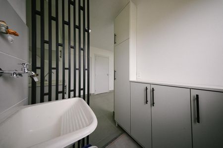 Apartamento para alugar com 38m², 2 quartos e sem vaga Apartamento para alugar com 38m², 2 quartos e sem vagaCozinha e Área de Serviço