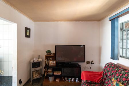 Casa à venda com 60m², 2 quartos e 1 vaga Casa à venda com 60m², 2 quartos e 1 vagaSalas