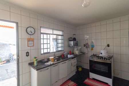 Casa à venda com 60m², 2 quartos e 1 vaga Casa à venda com 60m², 2 quartos e 1 vagaCozinha