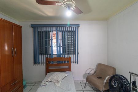 Casa à venda com 60m², 2 quartos e 1 vaga Casa à venda com 60m², 2 quartos e 1 vagaQuarto 01