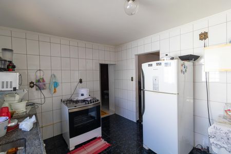Casa à venda com 60m², 2 quartos e 1 vaga Casa à venda com 60m², 2 quartos e 1 vagaCozinha