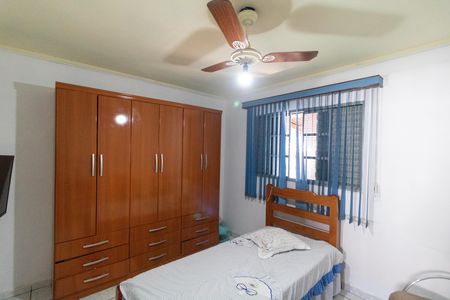 Casa à venda com 60m², 2 quartos e 1 vaga Casa à venda com 60m², 2 quartos e 1 vagaQuarto 01