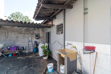 Casa à venda com 60m², 2 quartos e 1 vaga Casa à venda com 60m², 2 quartos e 1 vagaÁrea de Serviço