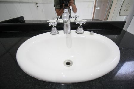Apartamento para alugar com 137m², 3 quartos e 2 vagasBanheiro - torneira