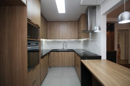 Apartamento para alugar com 137m², 3 quartos e 2 vagasCozinha