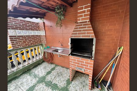 Casa para alugar com 100m², 1 quarto e sem vaga Casa para alugar com 100m², 1 quarto e sem vagaÁrea comum - Churrasqueira