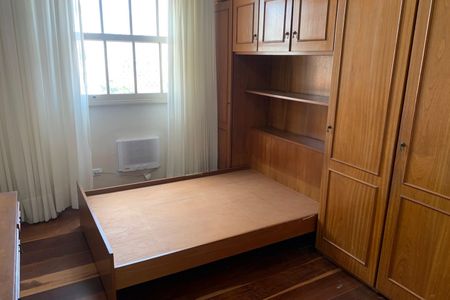 Apartamento para alugar com 147m², 4 quartos e 1 vaga Apartamento para alugar com 147m², 4 quartos e 1 vagaQuarto 3