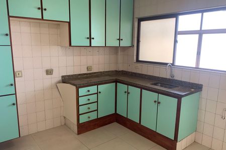 Apartamento para alugar com 147m², 4 quartos e 1 vaga Apartamento para alugar com 147m², 4 quartos e 1 vagaCozinha