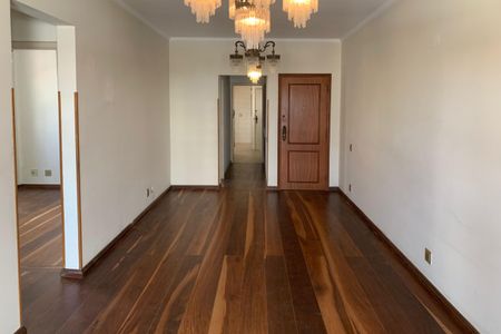 Sala de apartamento para alugar com 4 quartos, 147m² em Gonzaga, Santos