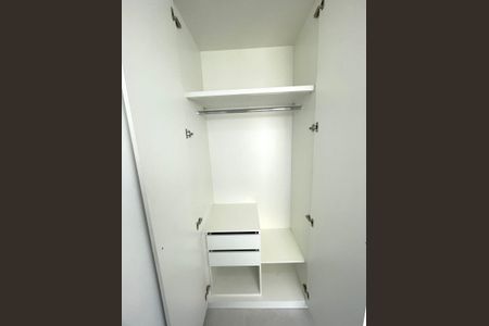 Apartamento à venda com 34m², 2 quartos e sem vagaQuarto