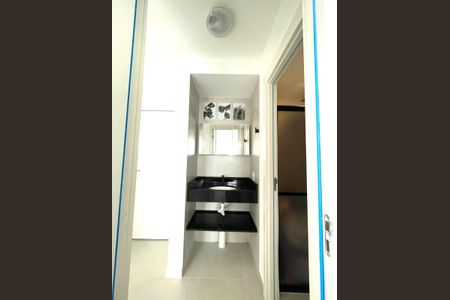 Apartamento à venda com 34m², 2 quartos e sem vagaBanheiro