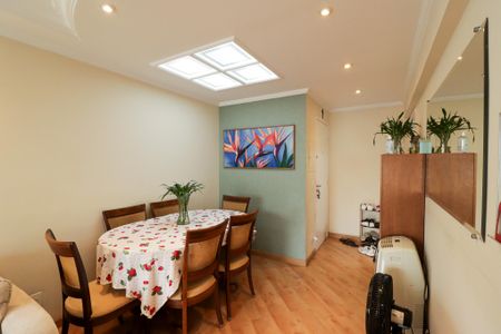 Apartamento para alugar com 65m², 2 quartos e 2 vagasSala
