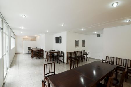 Apartamento para alugar com 65m², 2 quartos e 2 vagasSalão de Festas