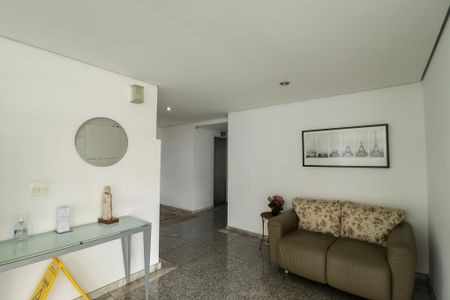 Apartamento para alugar com 65m², 2 quartos e 2 vagasHall