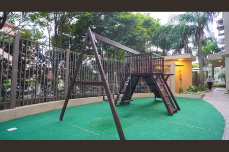 Apartamento para alugar com 70m², 3 quartos e 2 vagasÁrea comum - Playground
