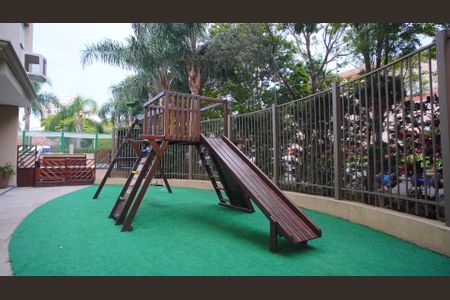 Apartamento para alugar com 70m², 3 quartos e 2 vagasÁrea comum - Playground