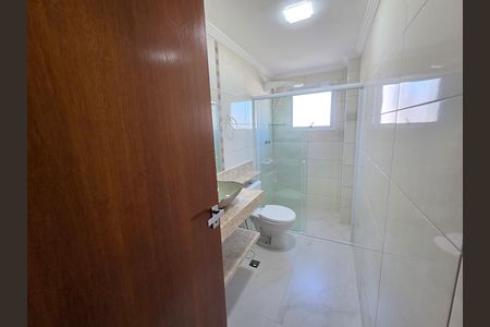 Apartamento para alugar com 120m², 3 quartos e 2 vagas Apartamento para alugar com 120m², 3 quartos e 2 vagasBanheiro
