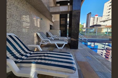 Apartamento para alugar com 120m², 3 quartos e 2 vagas Apartamento para alugar com 120m², 3 quartos e 2 vagasÁrea comum - Piscina