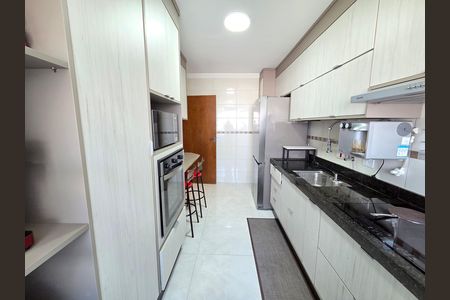 Apartamento para alugar com 120m², 3 quartos e 2 vagas Apartamento para alugar com 120m², 3 quartos e 2 vagasCozinha