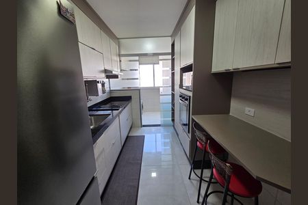 Apartamento para alugar com 120m², 3 quartos e 2 vagas Apartamento para alugar com 120m², 3 quartos e 2 vagasCozinha