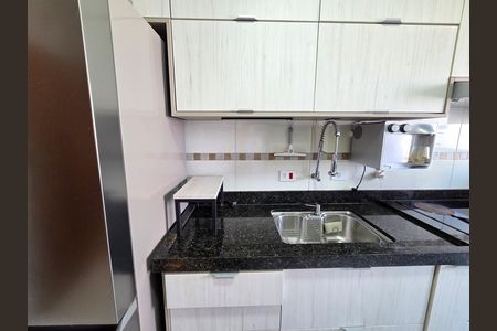 Apartamento para alugar com 120m², 3 quartos e 2 vagas Apartamento para alugar com 120m², 3 quartos e 2 vagasCozinha