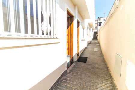 Casa de condomínio à venda com 50m², 2 quartos e 1 vagaÁrea externa
