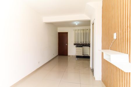 Sala/Cozinha de casa de condomínio à venda com 2 quartos, 50m² em Cidade Líder, São Paulo