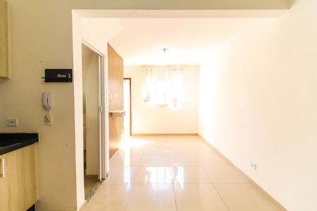 Sala/Cozinha de casa de condomínio à venda com 2 quartos, 50m² em Cidade Líder, São Paulo