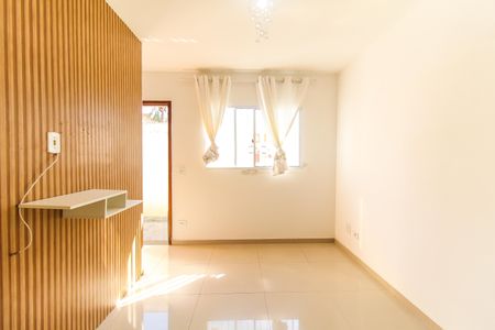 Casa de condomínio à venda com 50m², 2 quartos e 1 vagaSala/Cozinha