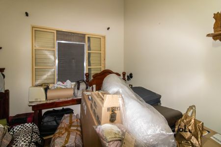 Casa à venda com 264m², 5 quartos e 3 vagasQuarto 2