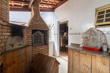Casa à venda com 264m², 5 quartos e 3 vagasChurrasqueira