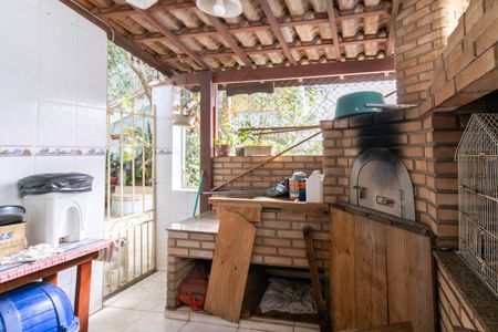 Casa à venda com 264m², 5 quartos e 3 vagasChurrasqueira