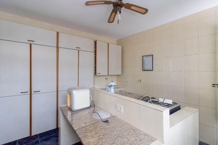 Casa à venda com 264m², 5 quartos e 3 vagasCasa 2 - Cozinha