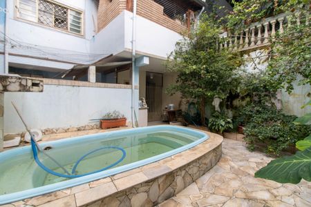 Casa à venda com 264m², 5 quartos e 3 vagasPiscina