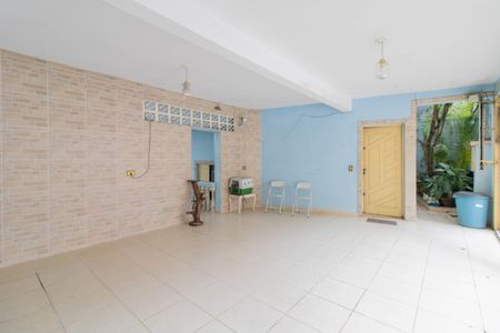 Casa à venda com 264m², 5 quartos e 3 vagasGaragem 