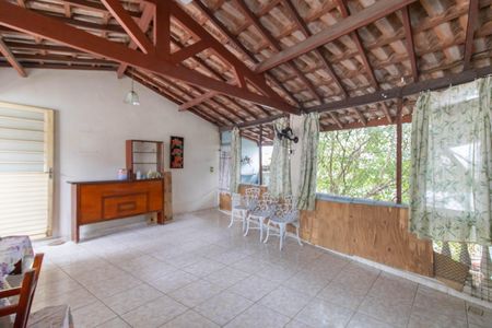 Casa à venda com 264m², 5 quartos e 3 vagasEspaço Gourmet