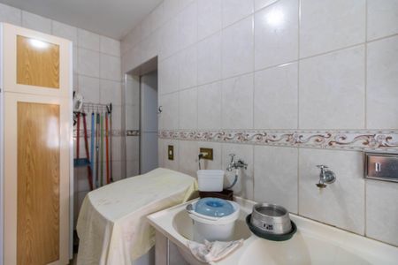 Casa à venda com 264m², 5 quartos e 3 vagasArea de Serviço 