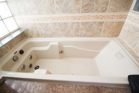 Casa à venda com 144m², 3 quartos e 3 vagas Casa à venda com 144m², 3 quartos e 3 vagasBanheiro Suíte