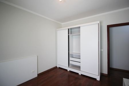 Casa à venda com 144m², 3 quartos e 3 vagas Casa à venda com 144m², 3 quartos e 3 vagasQuarto