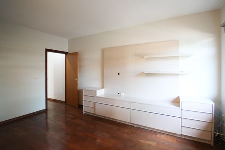 Casa à venda com 144m², 3 quartos e 3 vagas Casa à venda com 144m², 3 quartos e 3 vagasSuíte