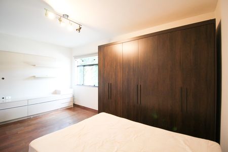 Casa à venda com 144m², 3 quartos e 3 vagas Casa à venda com 144m², 3 quartos e 3 vagasSuíte
