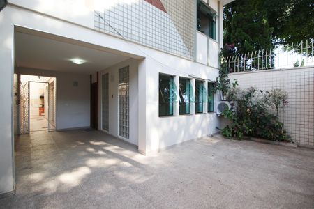 Casa à venda com 144m², 3 quartos e 3 vagas Casa à venda com 144m², 3 quartos e 3 vagasÁrea comum