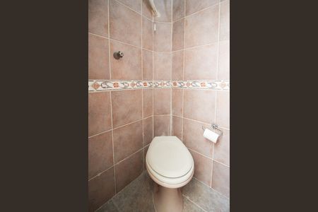 Casa à venda com 144m², 3 quartos e 3 vagas Casa à venda com 144m², 3 quartos e 3 vagasBanheiro de serviço