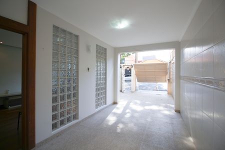 Casa à venda com 144m², 3 quartos e 3 vagas Casa à venda com 144m², 3 quartos e 3 vagasÁrea comum