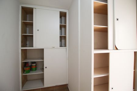 Casa à venda com 144m², 3 quartos e 3 vagas Casa à venda com 144m², 3 quartos e 3 vagasQuarto de serviço