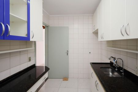 Apartamento à venda com 62m², 2 quartos e 1 vaga Apartamento à venda com 62m², 2 quartos e 1 vagaCozinha - Armários