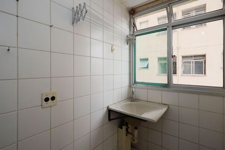 Apartamento à venda com 62m², 2 quartos e 1 vaga Apartamento à venda com 62m², 2 quartos e 1 vagaÁrea de Serviço