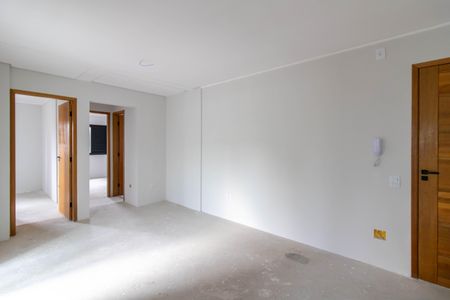 Sala de apartamento à venda com 2 quartos, 55m² em Jardim Vila Galvao, Guarulhos
